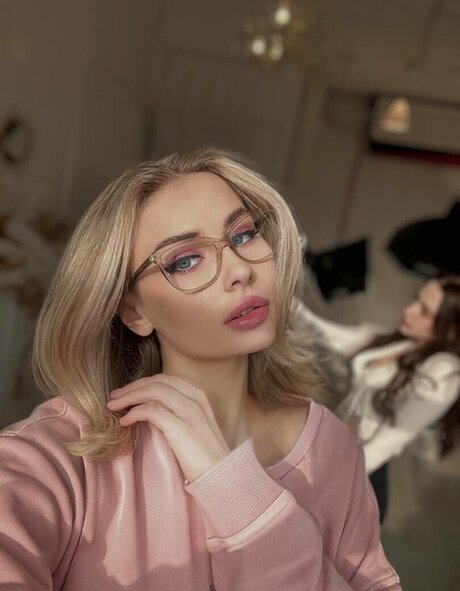 Foto di nudo di fuga di OnlyFans di Gloriamatvien