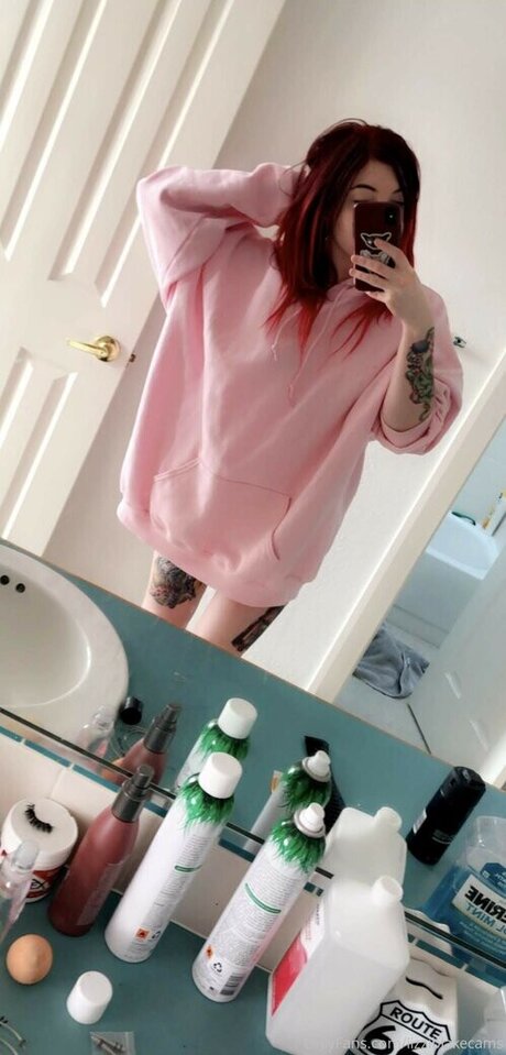 Lizzi Blake