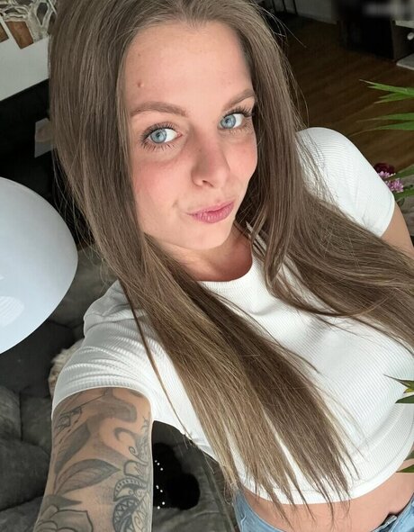 Foto di nudo di fuga di OnlyFans di Steffania Morello