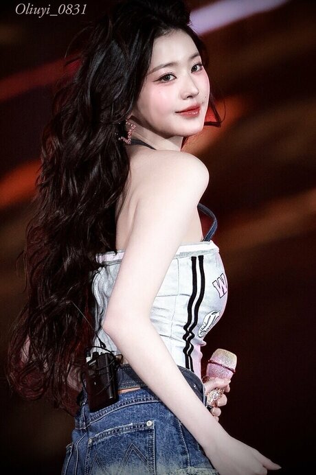 Jang Wonyoung