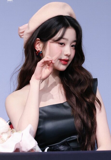 Jang Won-young
