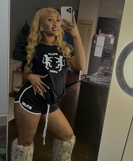 Foto di nudo di fuga di OnlyFans di Thefricanbeauty