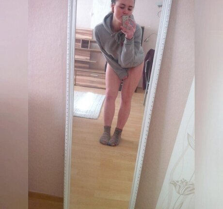 Foto di nudo di fuga di OnlyFans di Laura Knoblauch