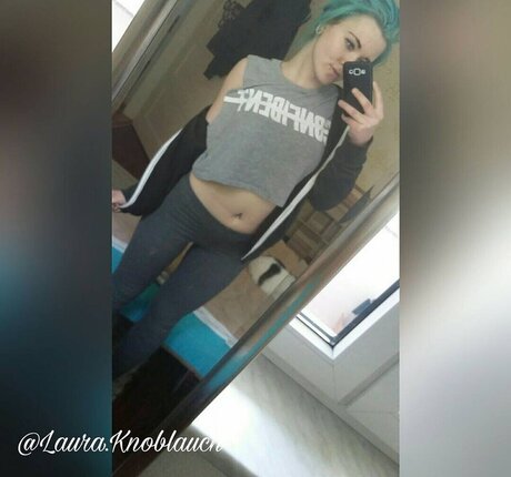 Foto di nudo di fuga di OnlyFans di Laura Knoblauch