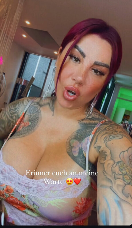 Foto di nudo di fuga di OnlyFans di Kate Merlan