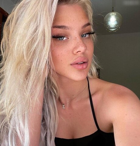 Elaine Victoria