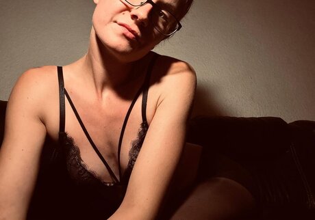 Foto di nudo di fuga di OnlyFans di Chantalspassion
