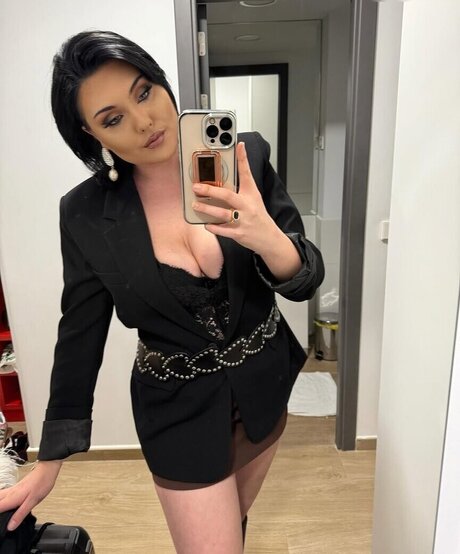 Foto di nudo di fuga di OnlyFans di Johannamuellner