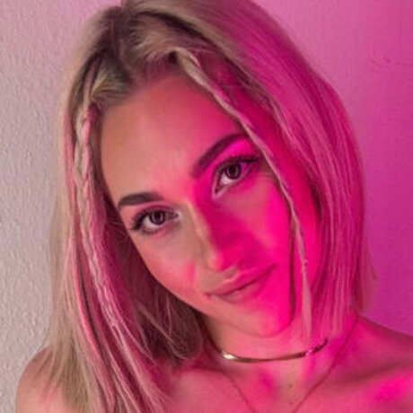 Foto di nudo di fuga di OnlyFans di Itisemimarie