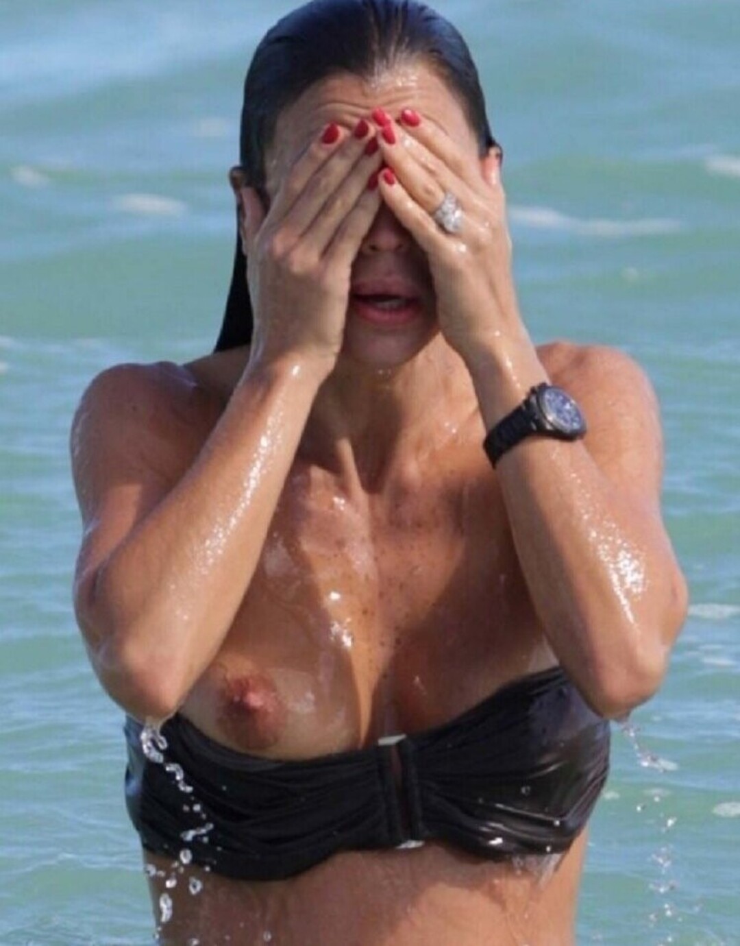Foto di nudo di fuga di OnlyFans di Oops International #1016