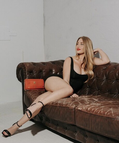 Foto di nudo di fuga di OnlyFans di Tami Tilgner