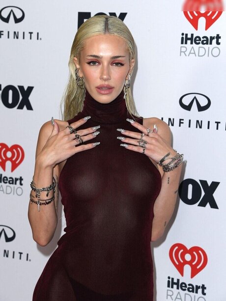 Delilah Hamlin