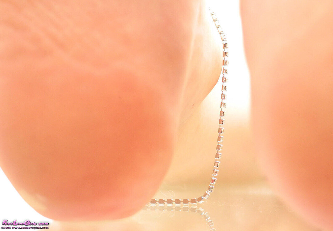 Foto di nudo di fuga di OnlyFans di Footlovegirls #1021