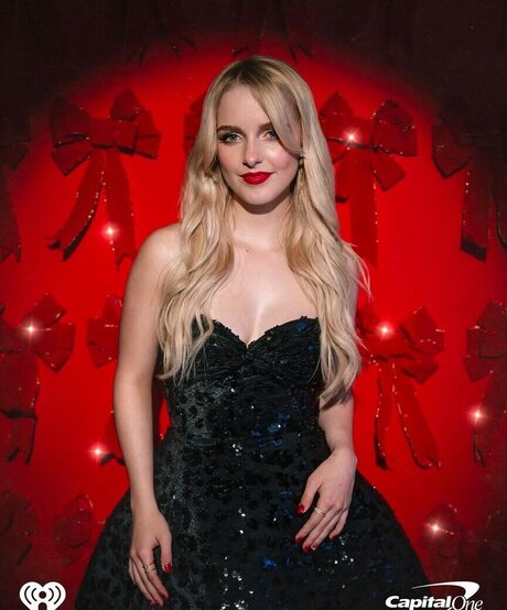 Foto di nudo di fuga di OnlyFans di Mckenna Grace