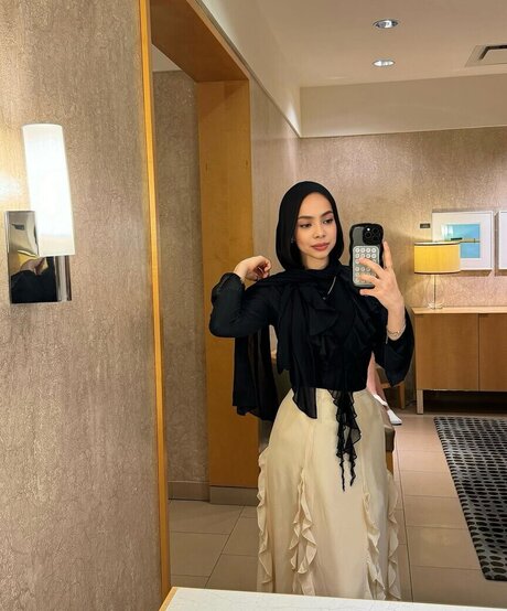 Foto di nudo di fuga di OnlyFans di Fatima Hassan