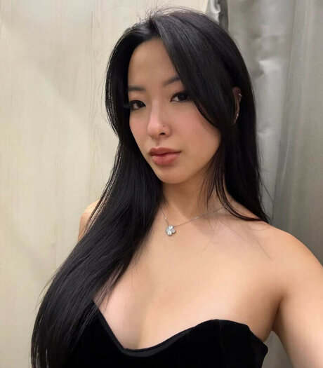 Foto di nudo di fuga di OnlyFans di Winnie Chang