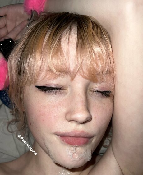 Foto di nudo di fuga di OnlyFans di Faepocolypse