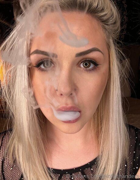 Foto di nudo di fuga di OnlyFans di Gina Einfachanders