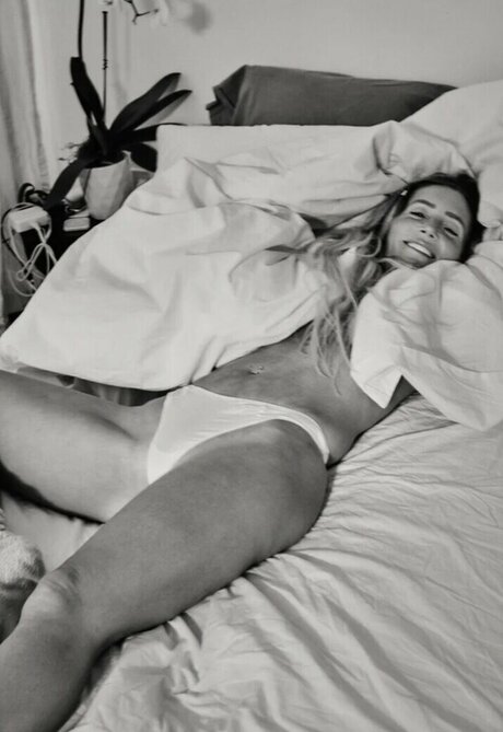 Foto di nudo di fuga di OnlyFans di Jemtouchdown