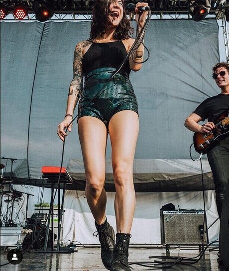 Foto di nudo di fuga di OnlyFans di Japanese Breakfast