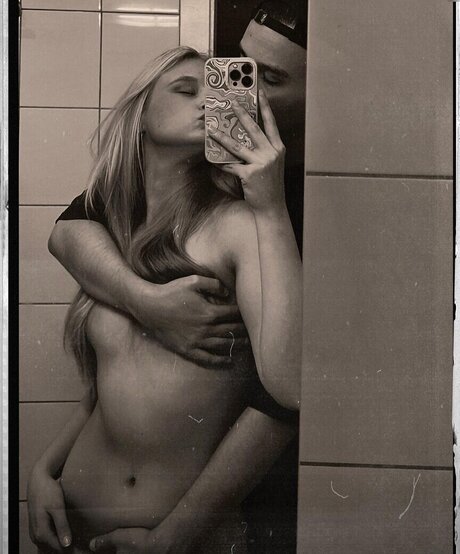 Foto di nudo di fuga di OnlyFans di Marieejoan