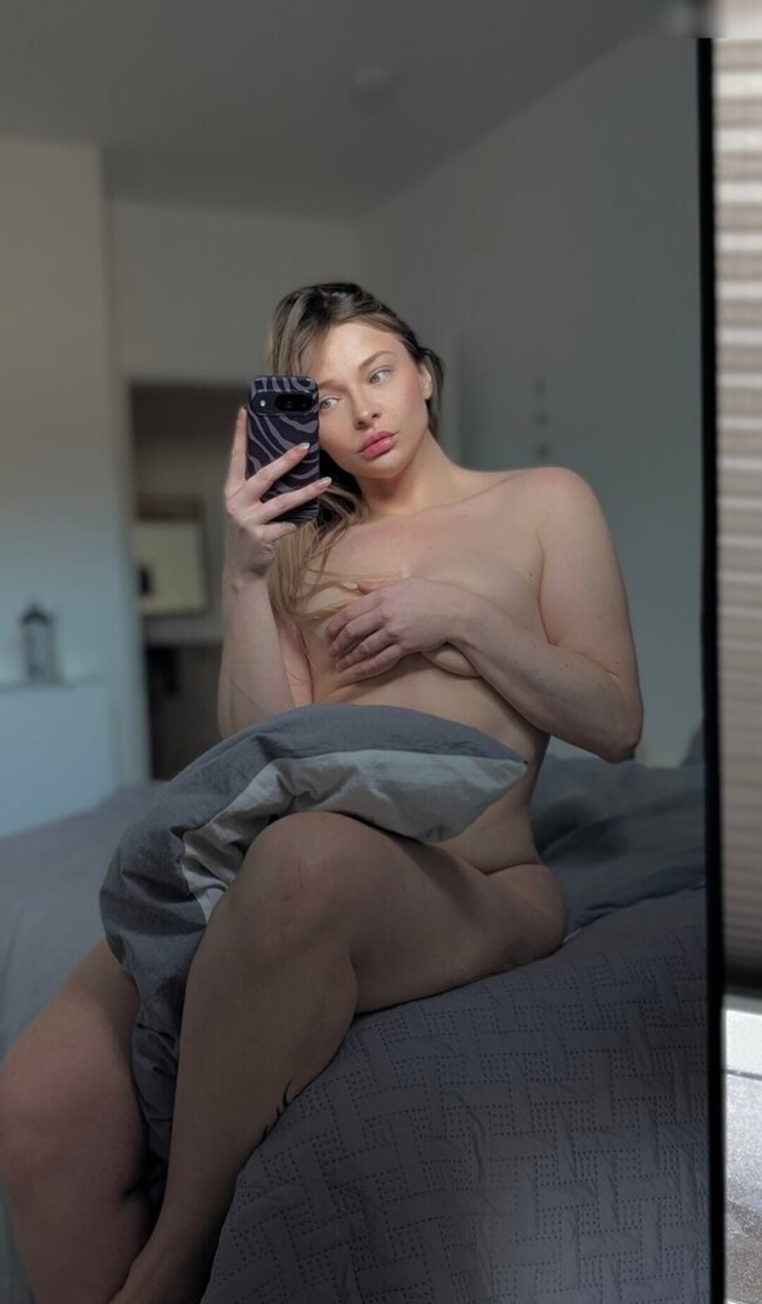 Foto di nudo di fuga di OnlyFans di Neeviliciouz #1136