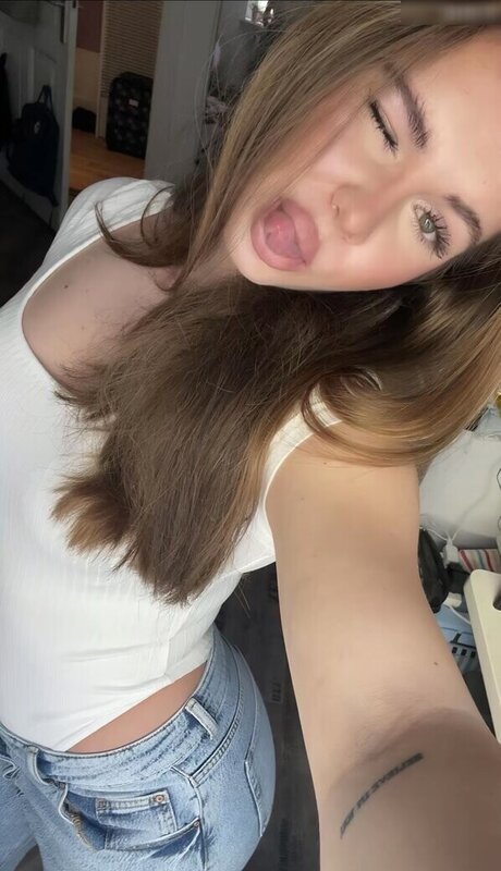 Foto di nudo di fuga di OnlyFans di Aileenslf