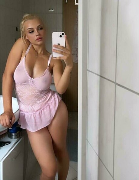 Lara Bttn