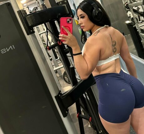 Foto di nudo di fuga di OnlyFans di Karen Cantu