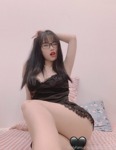 Foto di nudo di fuga di OnlyFans di Miengn3