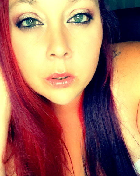 Foto di nudo di fuga di OnlyFans di Laura