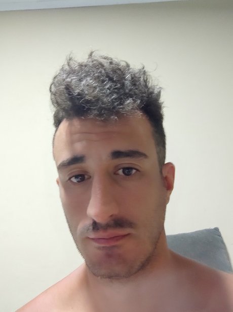 Foto di nudo di fuga di OnlyFans di Latin Sheep