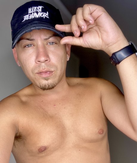 Foto di nudo di fuga di OnlyFans di Fame J