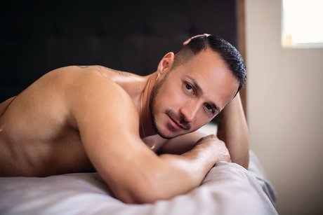Foto di nudo di fuga di OnlyFans di Phxlatinotwunk
