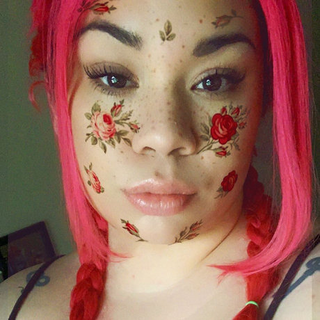Foto di nudo di fuga di OnlyFans di Valentina