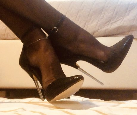 Foto di nudo di fuga di OnlyFans di Thelady