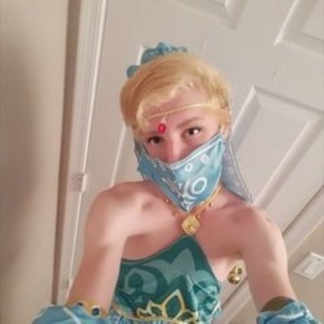Foto di nudo di fuga di OnlyFans di Largeastolfo Plush