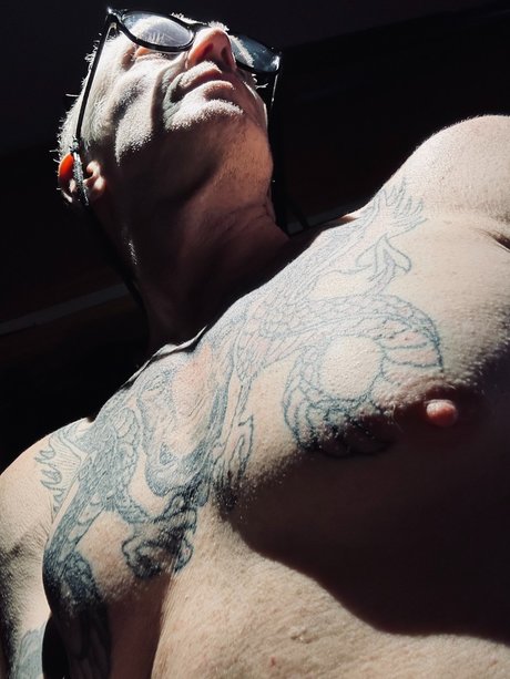 Foto di nudo di fuga di OnlyFans di Lanexplace