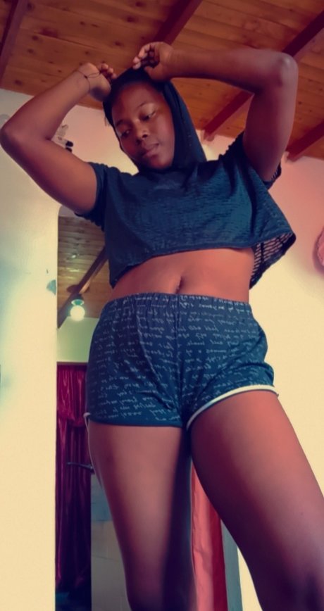 Foto di nudo di fuga di OnlyFans di Josefina Romero Salgado