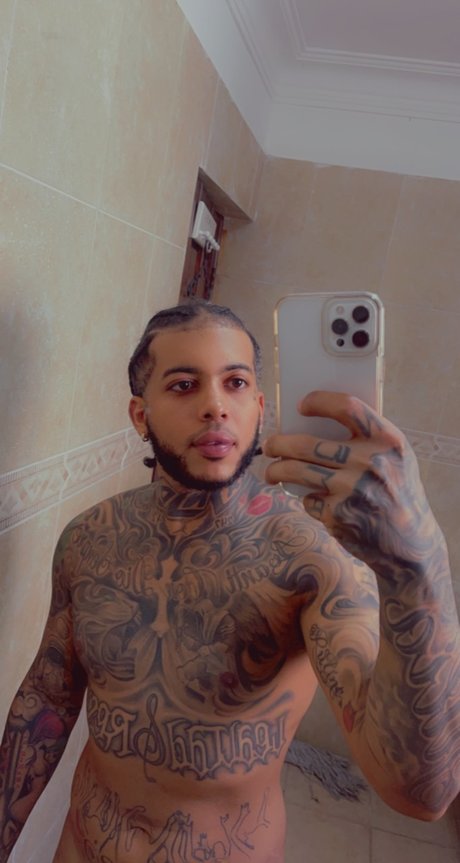 Foto di nudo di fuga di OnlyFans di La Kikada