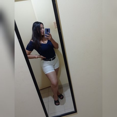 Foto di nudo di fuga di OnlyFans di Joha Diaz