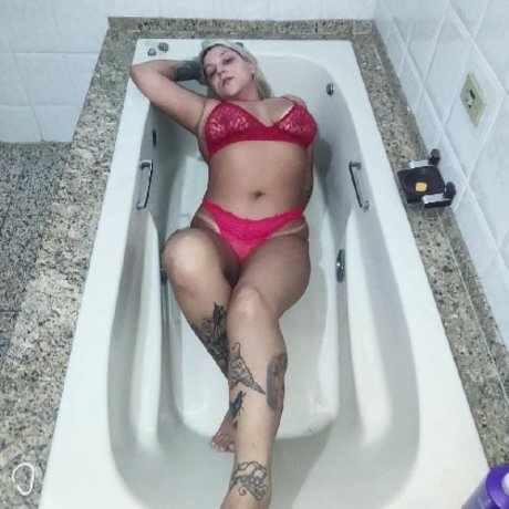 Foto di nudo di fuga di OnlyFans di Real