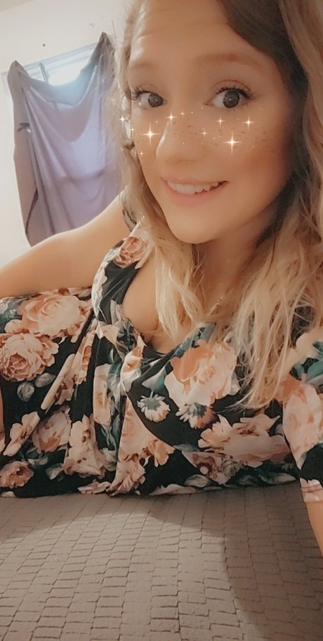 Foto di nudo di fuga di OnlyFans di Lady Beautiful 18