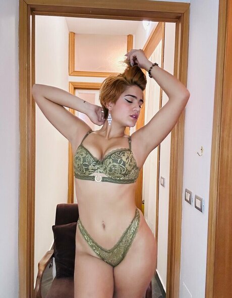Foto di nudo di fuga di OnlyFans di Theonlykaylaowens