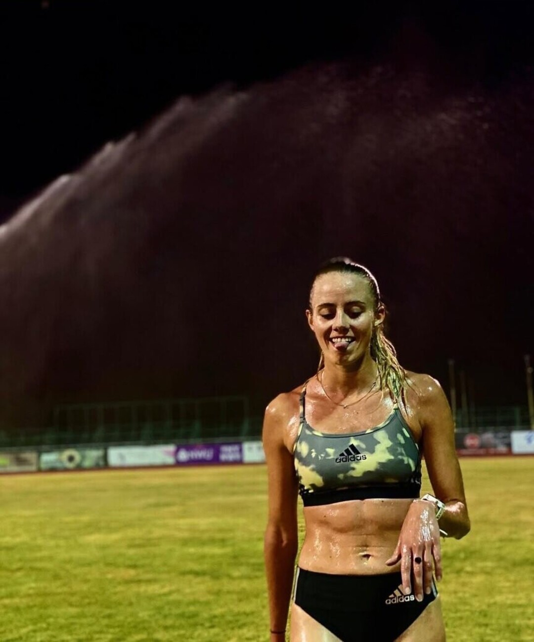 Foto di nudo di fuga di OnlyFans di Prominent #1872