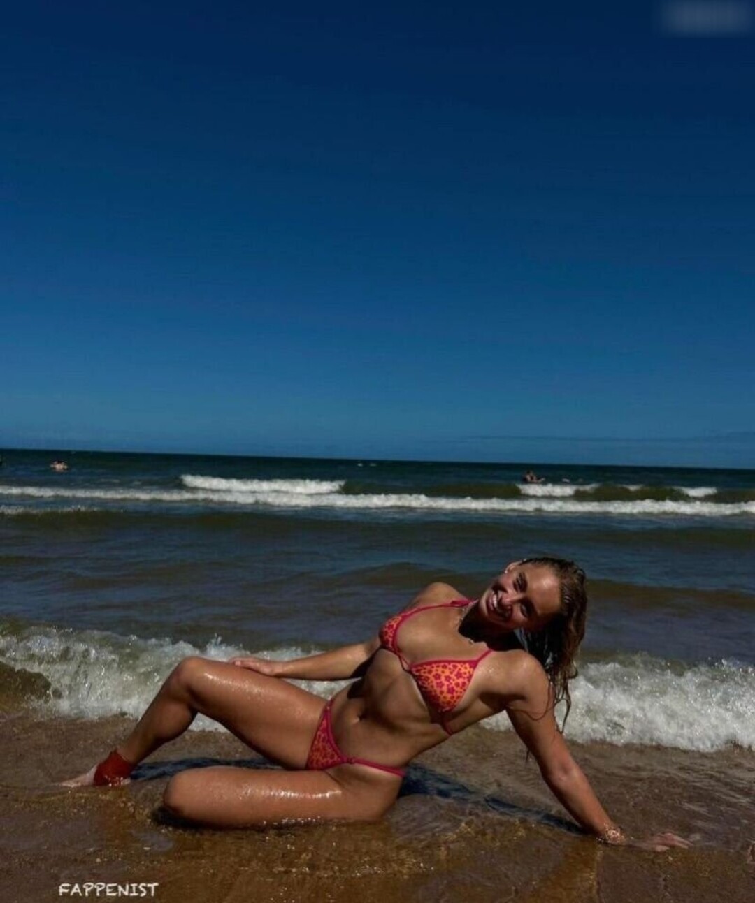 Foto di nudo di fuga di OnlyFans di Prominent #1920