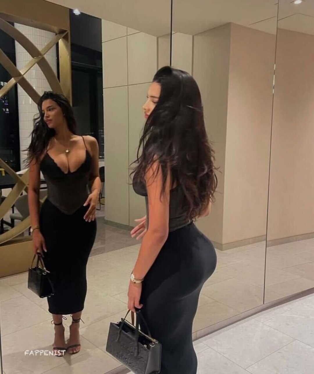 Foto di nudo di fuga di OnlyFans di Prominent #1942