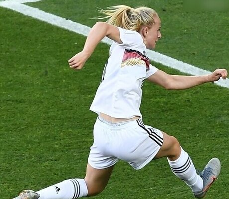 Foto di nudo di fuga di OnlyFans di Dfb Damen