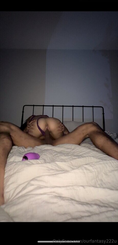 Foto di nudo di fuga di OnlyFans di Ourfantasy222u