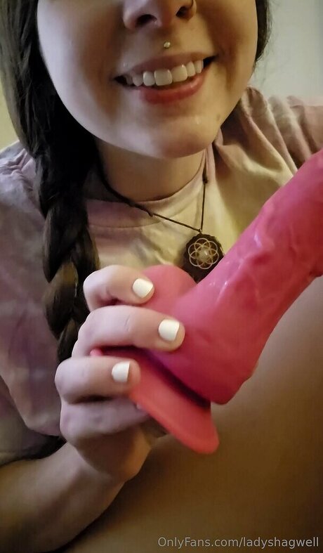 Foto di nudo di fuga di OnlyFans di Ladyshagwell